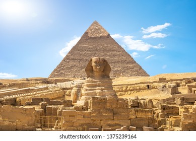 Shinx and pyramid