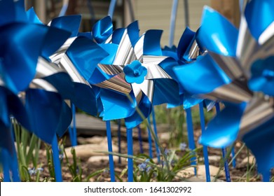 Shiny Blue And Silver Pinwheel