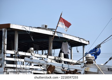 Ship Cockpit Used When Not Sailing