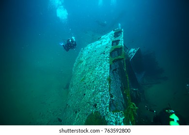 Sunken Ship Images Stock Photos Vectors Shutterstock