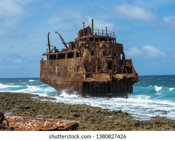 Shipwreck Klein Curacao Sea Stock Photo 1380827426 | Shutterstock