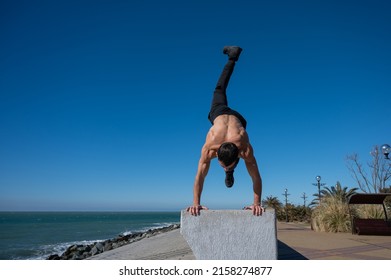 Handstand Images Stock Photos Vectors Shutterstock