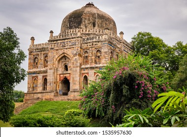 Shish Gumbad Tomb Of Lodi Dynasty In Lodhi Gardens In New Delhi, India