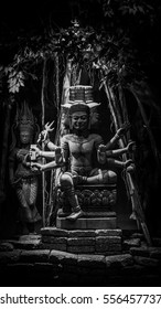 Shiva Statue Black And White