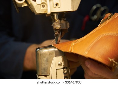 1,958 Shoe production process Images, Stock Photos & Vectors | Shutterstock
