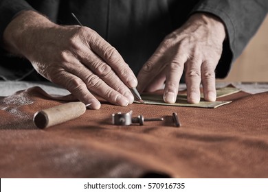 Shoe Production Process In Factory