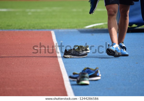 field event shoes