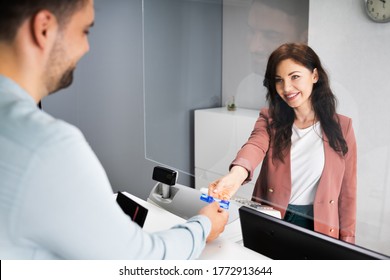 1,055 Cashier hotel Images, Stock Photos & Vectors | Shutterstock