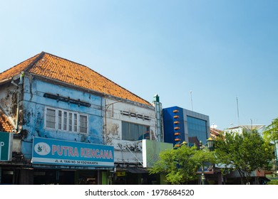 Shophouse On Malioboro Street Yogyakarta Indonesia Stock Photo ...