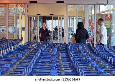 Shoppers visit a Tesco store on January 28, 2015 in Trowbridge, UK. 
