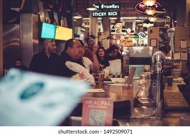 04.05.2019，Tourists Are Shopping In The LA Grand Central  Market