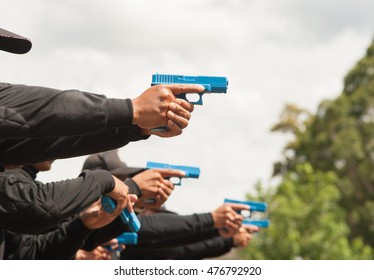 Short Guns Tactical Training Of Police Using Guns Model.
