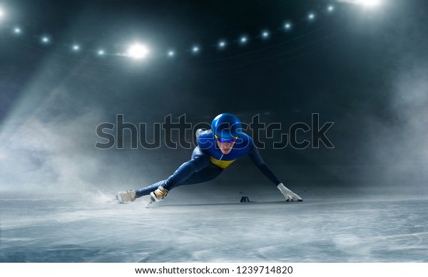 Short track speed\
skating