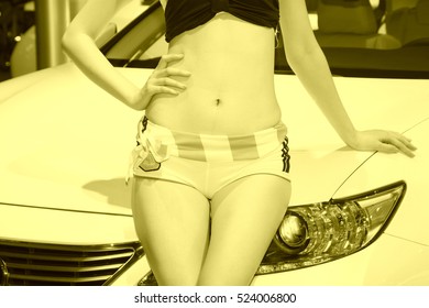 Shorts Bare Midriff Auto Models, Closeup Of Photo