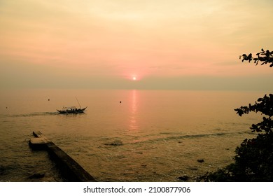 shot of a Filipino Banka boat at sunset.  