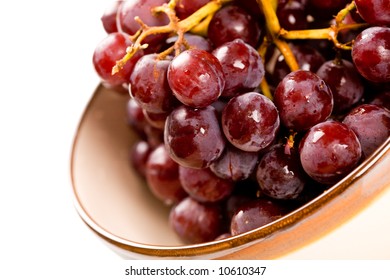 A shot of grapes in a bowl