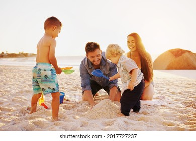 25,670 Kids building together Images, Stock Photos & Vectors | Shutterstock