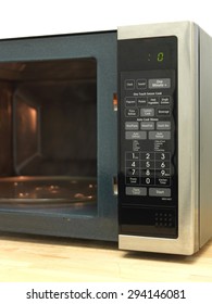 A shot of a kitchen microwave oven