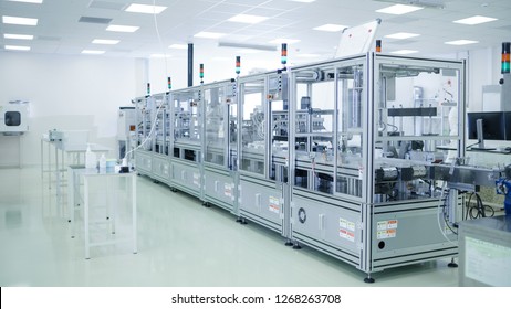 Shot Of Sterile Precision Manufacturing Laboratory With 3D Printers, Super Computers And Other Electrical Equipment And Machines Suitable For Pharmaceutics, Biotechnology And Semiconductor Researches.