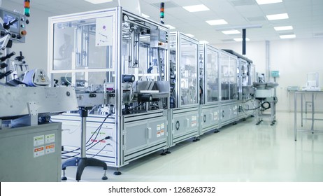 Shot Of Sterile Precision Manufacturing Laboratory With 3D Printers, Super Computers And Other Electrical Equipment And Machines Suitable For Pharmaceutics, Biotechnology And Semiconductor Researches.