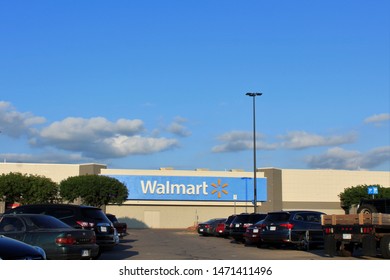 Car Dealerships In Hutchinson Ks >> Fotos Imagenes Y Otros Productos Fotograficos De Stock Car Dealerships In Hutchinson Ks >> Fotos Imagenes Y Otros Productos Fotograficos De Stock