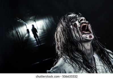The shouting female zombie
