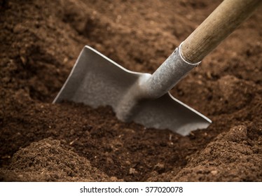 473,983 Shovel Images, Stock Photos & Vectors | Shutterstock