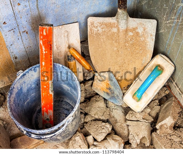 concrete corner trowel