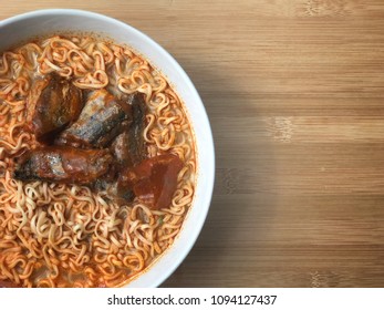 Shrimp Tom Yum Instant Noodles With Mackerel Fish In Ketchup, Low Cost Food For Poor People