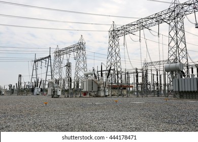 Shunt Reactor Rectangular : maintaining voltage in high voltage station.