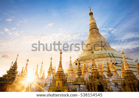 Shwedagon pagoda at sunset, Yangon Myanmar