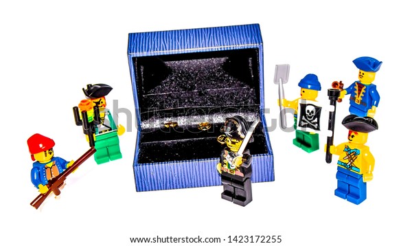 lego pirates 2019