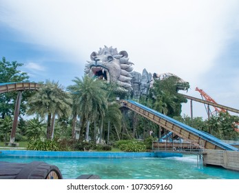 Siam Park City, Bangkok, Thailand - July 2016 : Castle Lion And Tiger Tower Face In Front Of Themepark With Beautiful Sky