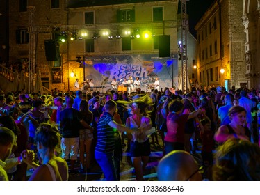 Sibenik, Croatia - July 6, 2018: Dancing Crowd Of People At Salsa Beach Splash Festival In Sibenik