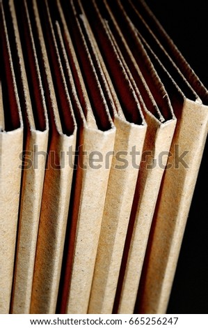 Side by side vertically cardboard packaging