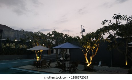 In The Side Pool