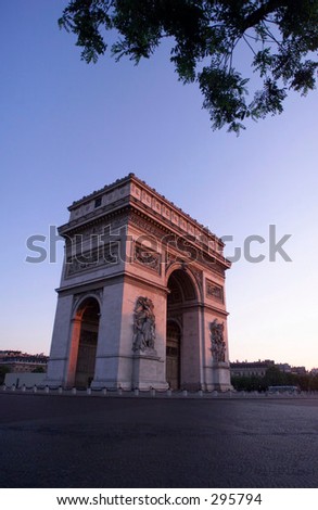 Side profile of the arc de triumph, Paris, France