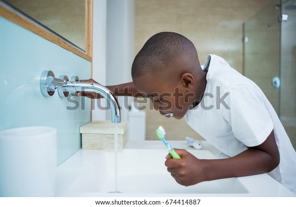 bathroom sink spitting up