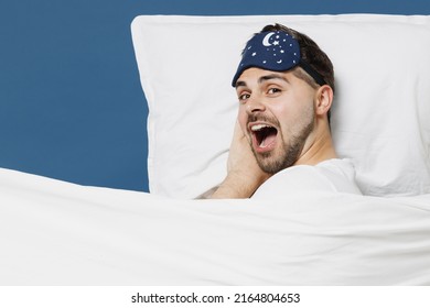 1,357 Man sleeping under covers Images, Stock Photos & Vectors ...