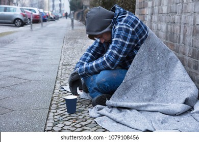 620 Donating Blankets Images, Stock Photos & Vectors | Shutterstock