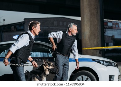 3,457 Police officer side Images, Stock Photos & Vectors | Shutterstock