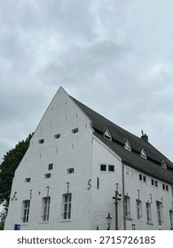 The side of a white building
