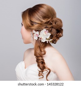 Side-view Bridal Hair Style 