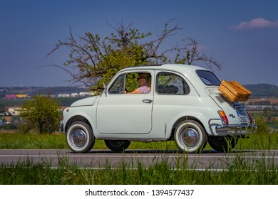 Fiat 500 Oldtimer Images Stock Photos Vectors Shutterstock