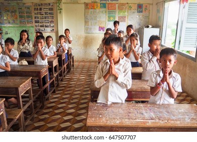 Siem Reap, Cambodia - AUGUST 25, 2016: Cambodia Teaching Volunteer Project In Siem Reap