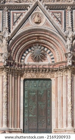 Siena cathedral (Duomo di Siena) door, Tuscany, Italy