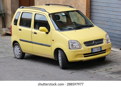 Opel Agila Images Stock Photos Vectors Shutterstock