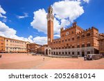 Siena, Italy. Piazza del Campo with Palazzo Pubblico and Torre del Mangia.