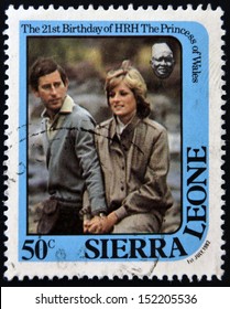 SIERRA LEONE - CIRCA 1982: A Stamp Printed In Sierra Leone Shows He Princess Of Wales, Diana And Prince Charles, Circa 1982 