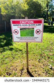 A Sign Alerting The Public To A Harmful Algae Bloom In Southards Pond Babylon Village.